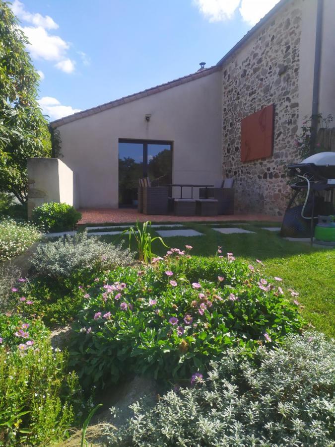 La Loge Bertine France Apartment Saint-Mars-la-Réorthe Exterior photo